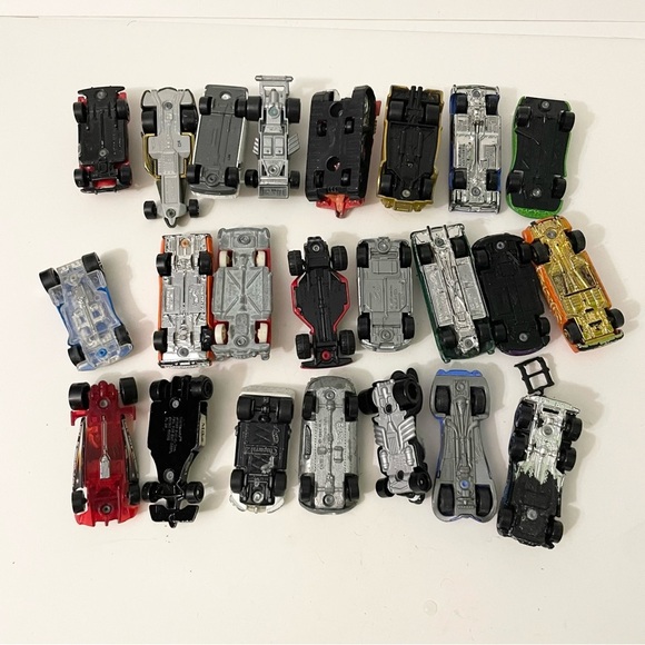 Lot of 23 Die-Cast Toy Cars Hot Wheels Matchbox Assorted Lot - Picture 10 of 16
